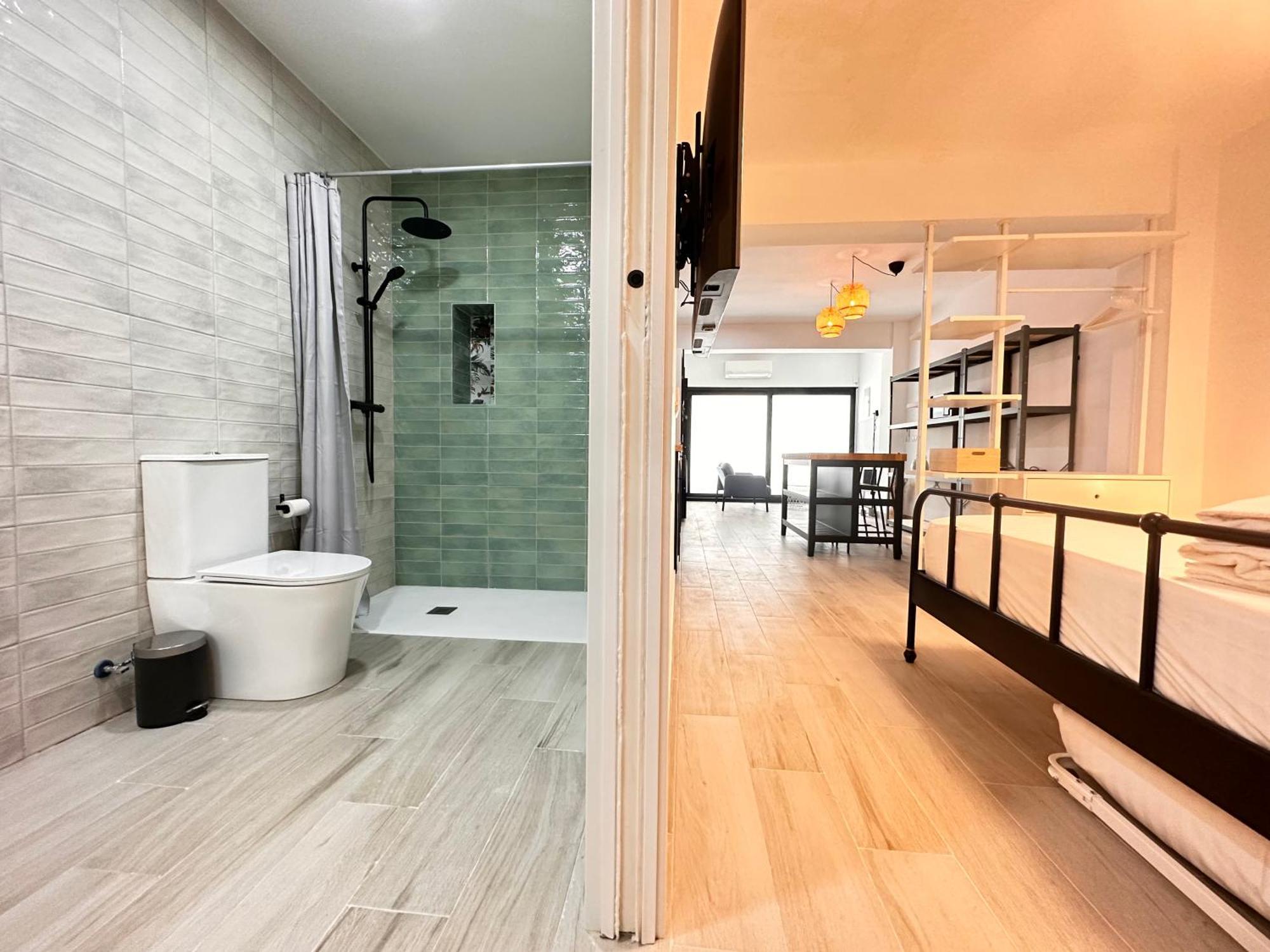 Alberola Industrial Style Apartment Valencia Bagian luar foto