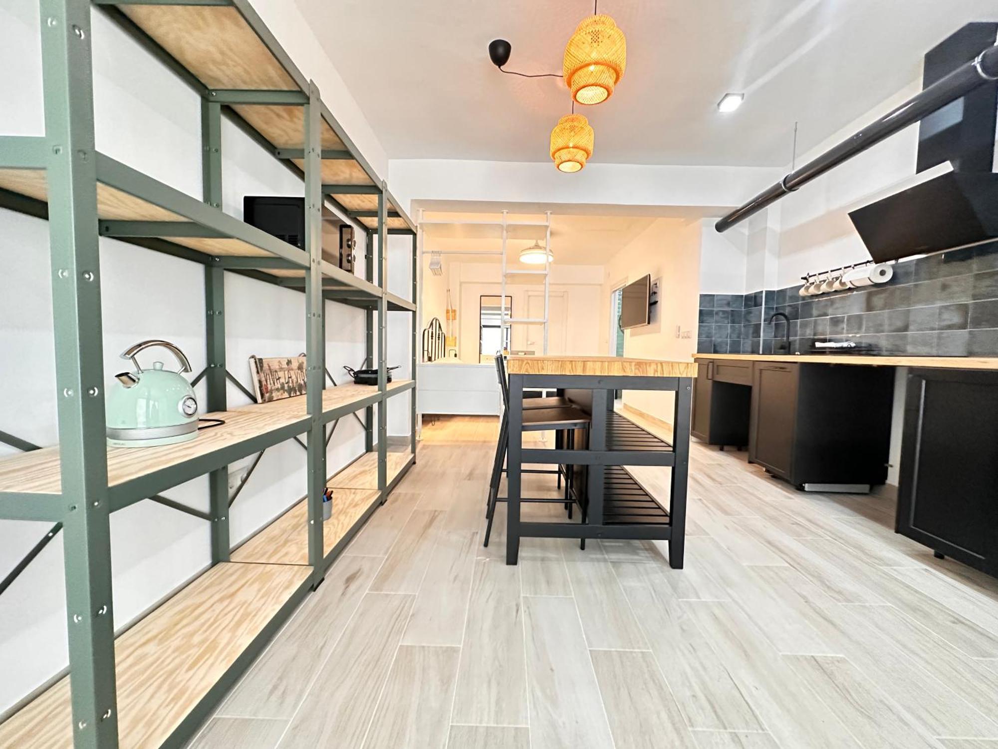 Alberola Industrial Style Apartment Valencia Bagian luar foto